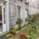 Tranquil Garden Studio In The 15Th
